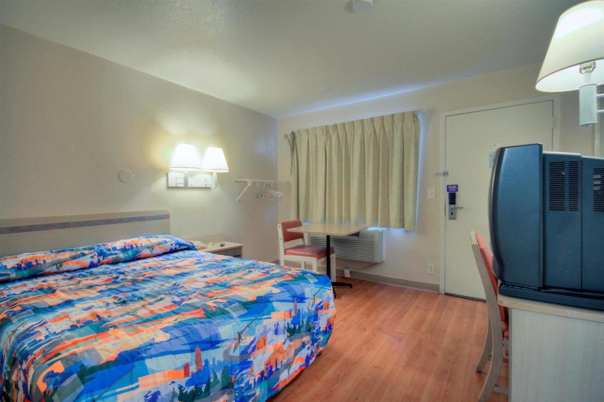 Rodeway Inn 라스크루시스 외부 사진